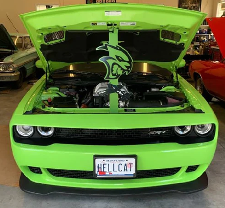 3D Hellcat Hood Prop 15-up Dodge Challenger, Charger 3D Hellcat Hood Prop 15-up Dodge Challenger, Charger